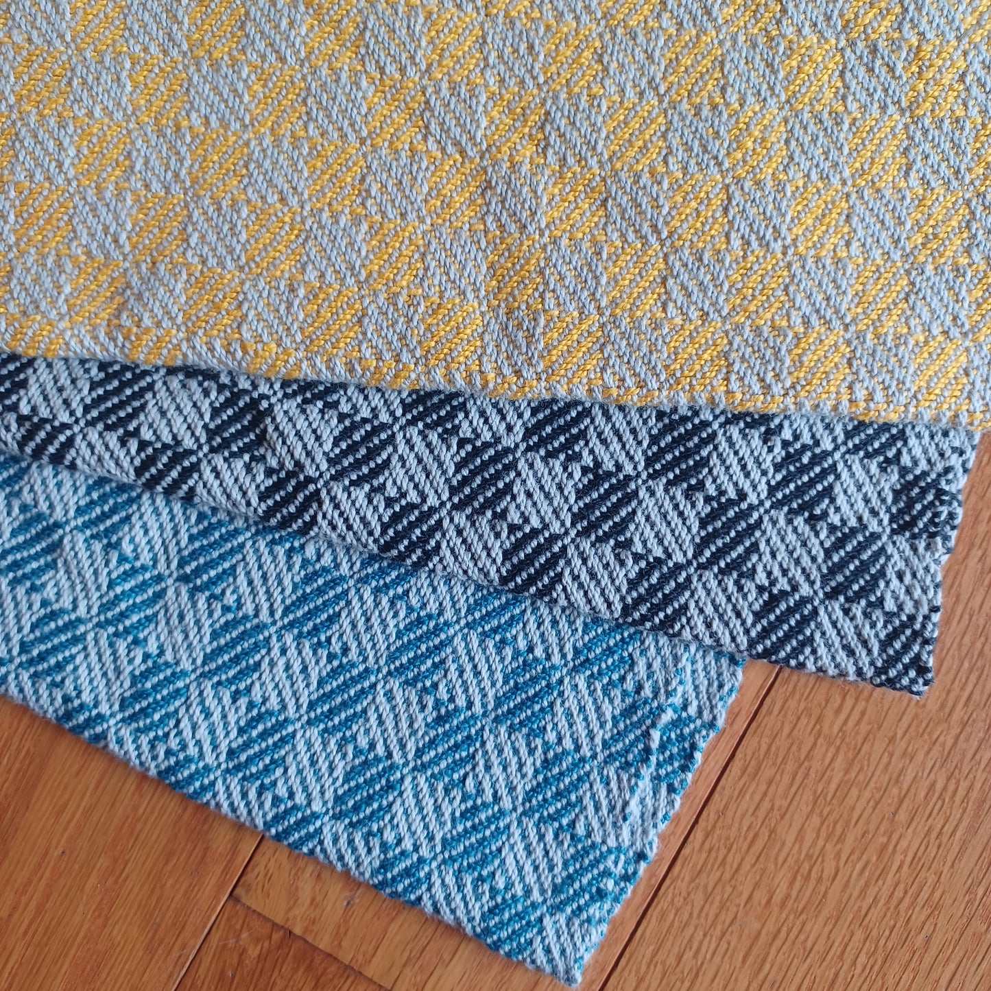 Checkerboard Pattern Dish Towels